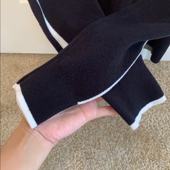 GUESS sweater - Picture 5 of 5